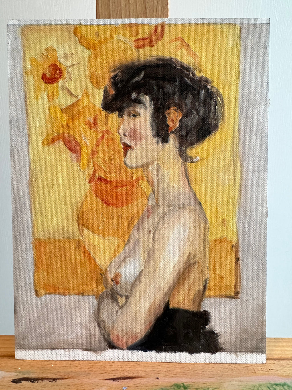 Vrouw in profiel, voor 'Zonnebloemen' van Van Gogh